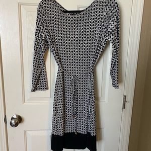 IVANKA TRUMP ELEGANT MIDI DRESS